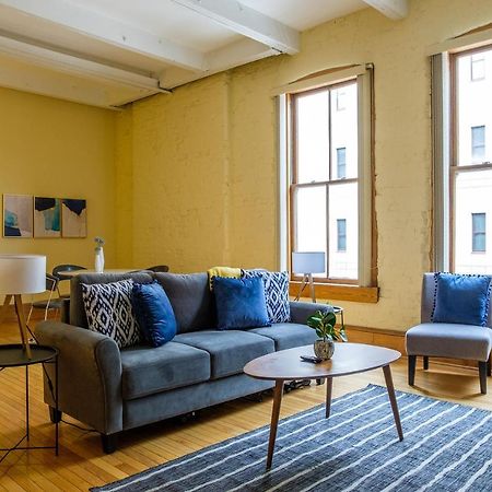 Frontdesk 2063 East 4Th Street Apts Downtown Cleveland Apartment Luaran gambar