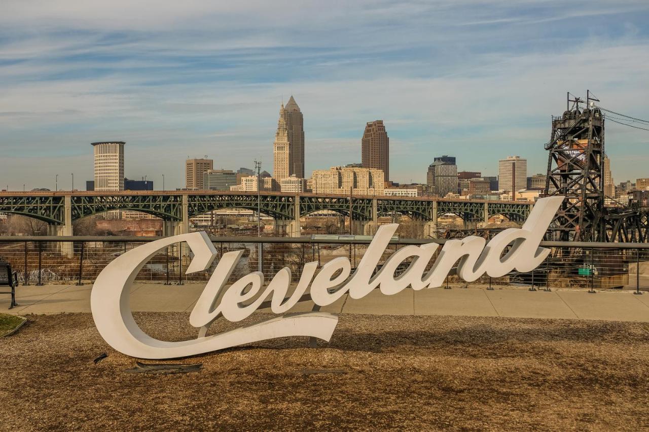 Frontdesk 2063 East 4Th Street Apts Downtown Cleveland Apartment Luaran gambar